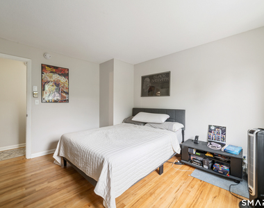 1700 Broadbridge Avenue - Photo Thumbnail 8