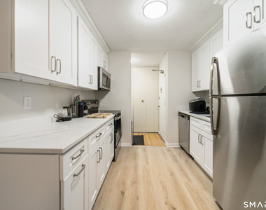 1700 Broadbridge Avenue - Photo Thumbnail 1