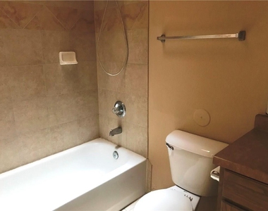 6405 Salas Lane - Photo Thumbnail 18