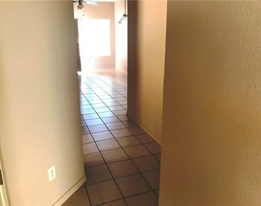 6405 Salas Lane - Photo Thumbnail 17