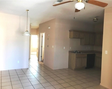 6405 Salas Lane - Photo Thumbnail 3