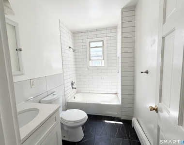 215 Read Street - Photo Thumbnail 4