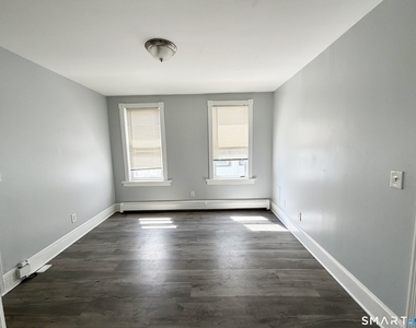 215 Read Street - Photo Thumbnail 1