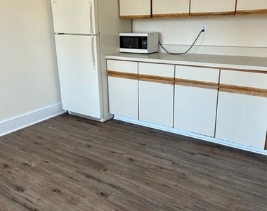 218 Bedford Street - Photo Thumbnail 2