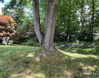 10 Donohue Drive - Photo Thumbnail 1