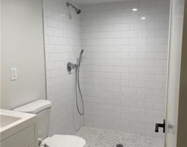 10 Donohue Drive - Photo Thumbnail 13