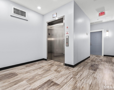 414 Mather Street - Photo Thumbnail 2