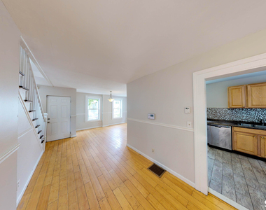 30 Henry Street - Photo Thumbnail 6