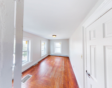 30 Henry Street - Photo Thumbnail 9