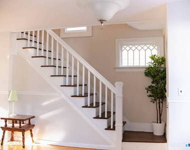 30 Henry Street - Photo Thumbnail 8