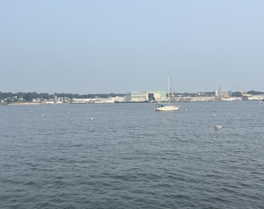 207 Bank Street - Photo Thumbnail 14