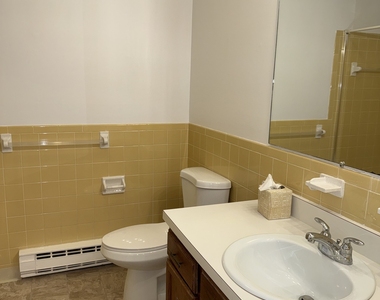 71 Wellington Drive - Photo Thumbnail 13