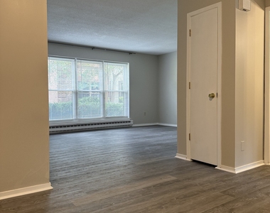 71 Wellington Drive - Photo Thumbnail 8