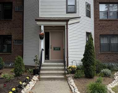71 Wellington Drive - Photo Thumbnail 1