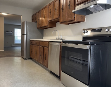 71 Wellington Drive - Photo Thumbnail 5