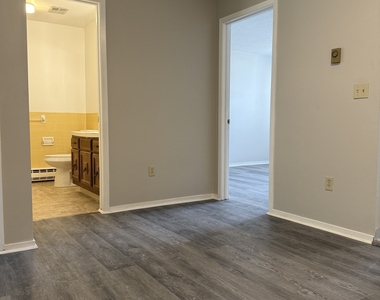 71 Wellington Drive - Photo Thumbnail 9