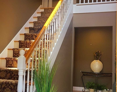 925 Dunbar Hill Road - Photo Thumbnail 3