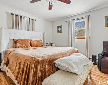 7 Newport Drive - Photo Thumbnail 16