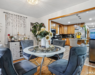 7 Newport Drive - Photo Thumbnail 7