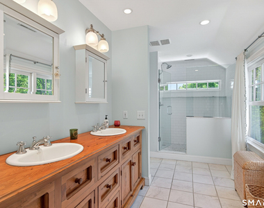 69 Richmondville Avenue - Photo Thumbnail 15