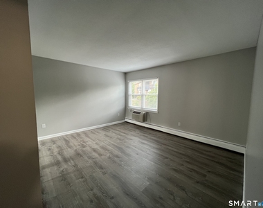 106 Balance Rock Road - Photo Thumbnail 3