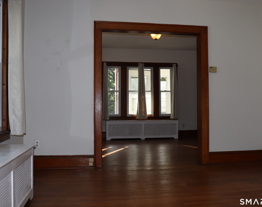 60 Nesbit Avenue - Photo Thumbnail 4