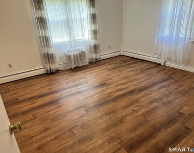 8 Brickyard Road - Photo Thumbnail 5
