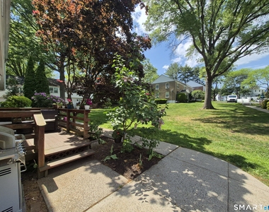 245 Sunnyridge Avenue - Photo Thumbnail 1