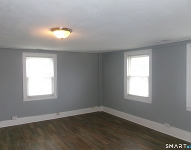 188 Hemingway Avenue - Photo Thumbnail 1