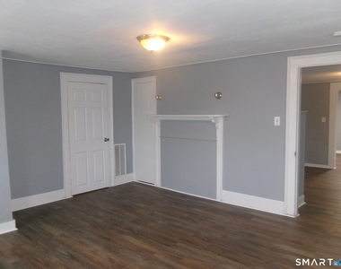 188 Hemingway Avenue - Photo Thumbnail 2