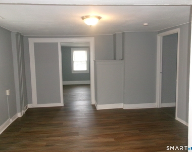 188 Hemingway Avenue - Photo Thumbnail 3