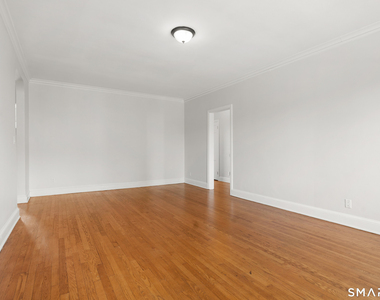 6 Highland Street - Photo Thumbnail 8
