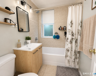 70 Strawberry Hill Avenue - Photo Thumbnail 9