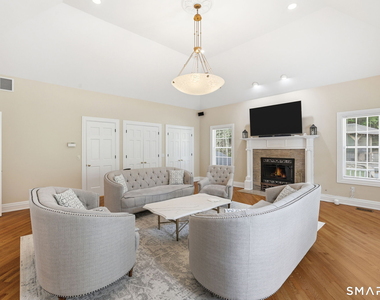 18 Haviland Lane - Photo Thumbnail 7