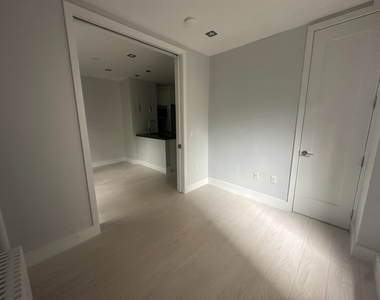  - Photo Thumbnail 1