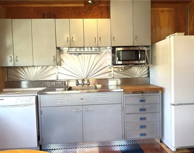 1317 Beechview Ave - Photo Thumbnail 5