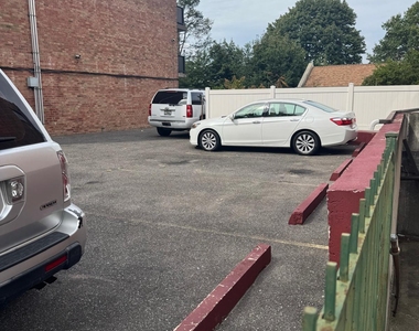 Clover Place & Cypress Ave - Photo Thumbnail 10