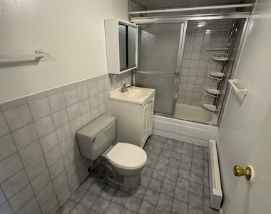 Clover Place & Cypress Ave - Photo Thumbnail 4