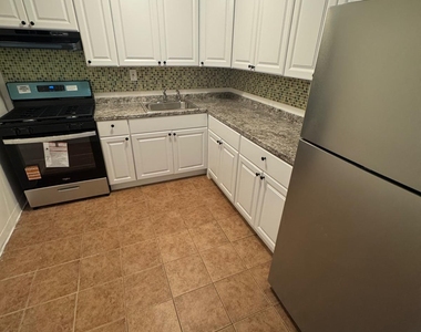Clover Place & Cypress Ave - Photo Thumbnail 5