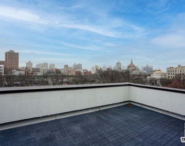 217 South 4th Street - Photo Thumbnail 8