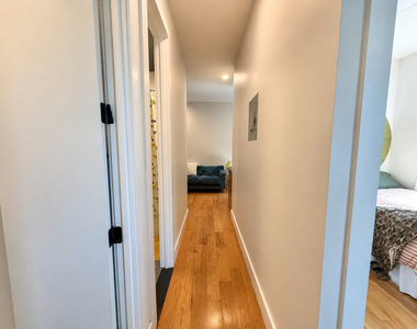 481 Evergreen Avenue - Photo Thumbnail 3