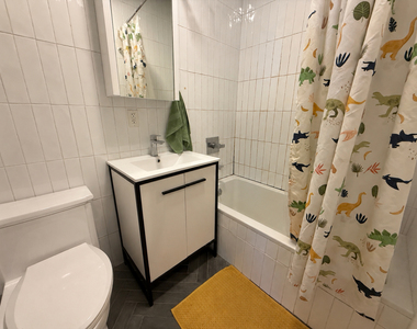 481 Evergreen Avenue - Photo Thumbnail 8