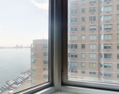 401 E 34th St - Photo Thumbnail 1