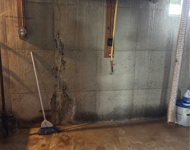 1025 George Urban Boulevard - Photo Thumbnail 24
