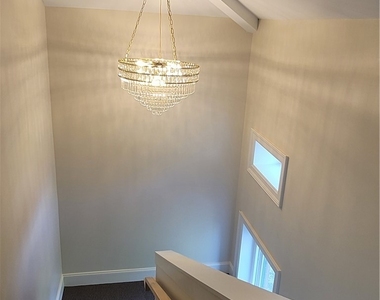 884 Main Street - Photo Thumbnail 14
