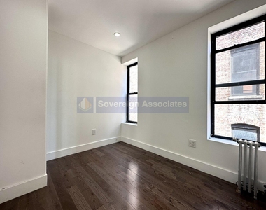 4 Saint Nicholas Terrace - Photo Thumbnail 12