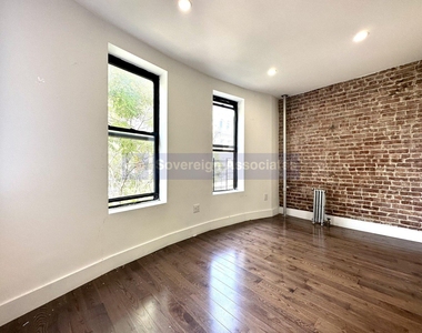 4 Saint Nicholas Terrace - Photo Thumbnail 2
