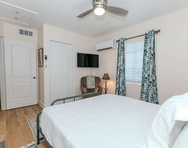 150 South Avenue Se - Photo Thumbnail 17