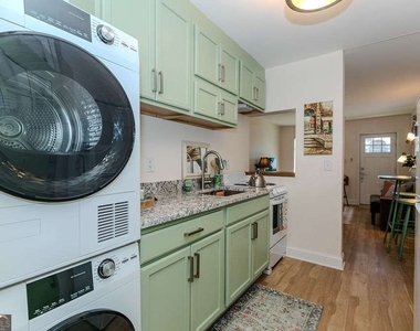 150 South Avenue Se - Photo Thumbnail 8