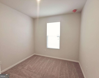 154 Green Love Lane - Photo Thumbnail 17